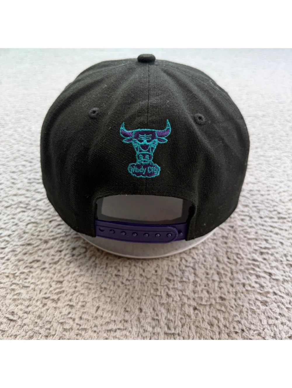 Chicago Bulls New Era 9FIFTY Hardwood Classics Windy City Black Snapback Hat
